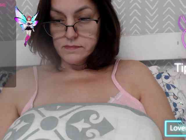 Vivian-Violet webcam