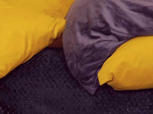 le modèle FayeSlate est en webcam porno dans un show sur le site bongacams, il possède les tags suivants: White/Caucasian,Brunette,Shaved