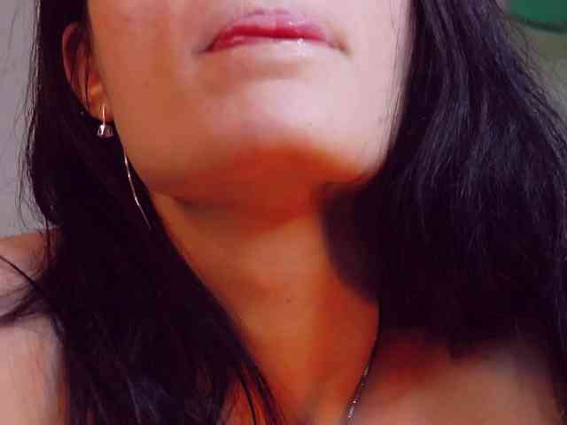 FayeSlate Live Webcam on BongaCams