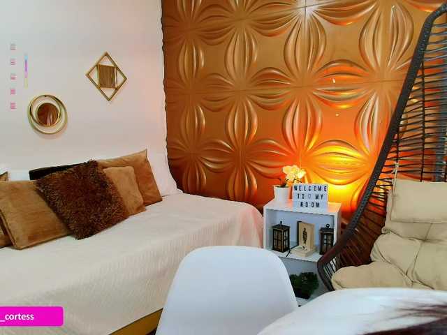 Ivycortes's BongaCams show and profile