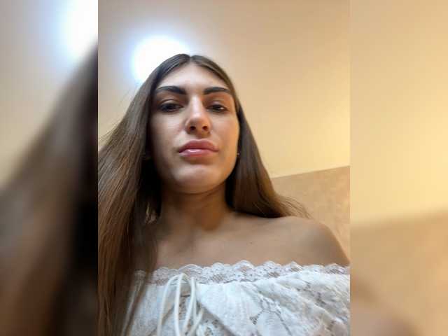 MaggieTurner – webcam model profile photo