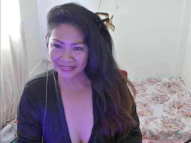 Caramela122 webcam