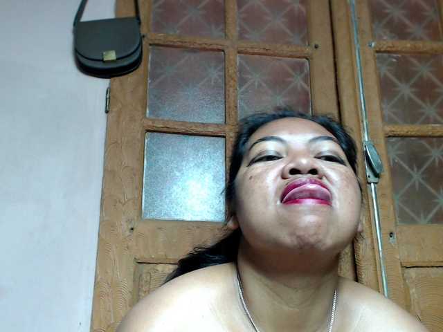 BrigitteSweet webcam bongacams model stream image