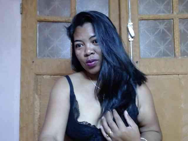 BrigitteSweet webcam