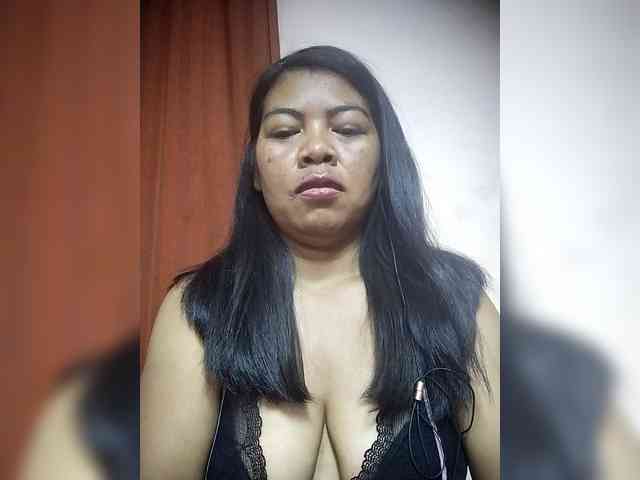 BrigitteSweet webcam