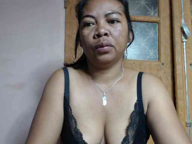 BrigitteSweet webcam