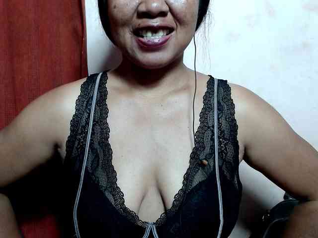 BrigitteSweet webcam