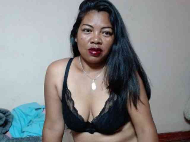 BrigitteSweet webcam