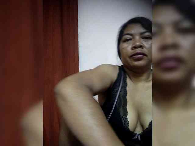 BrigitteSweet webcam