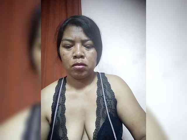 BrigitteSweet webcam