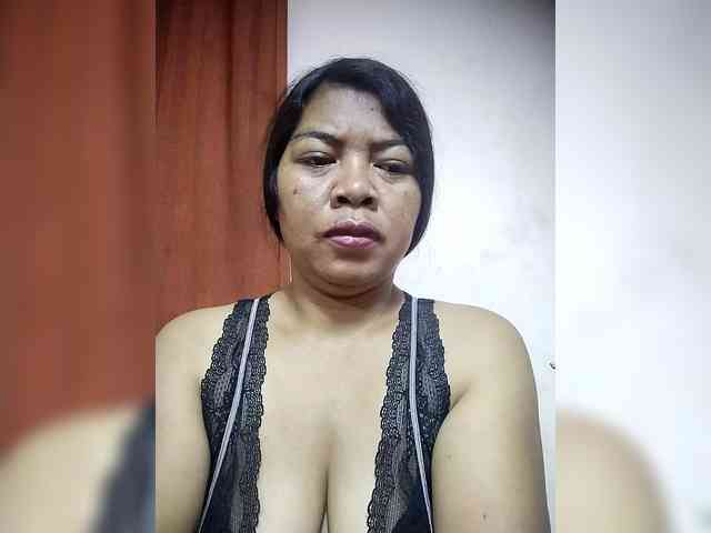 BrigitteSweet webcam