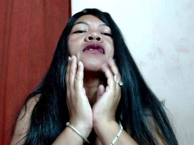 BrigitteSweet webcam