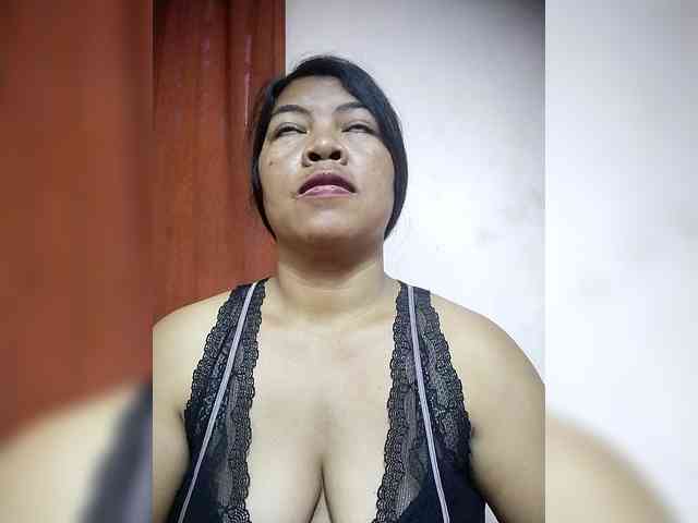 BrigitteSweet webcam