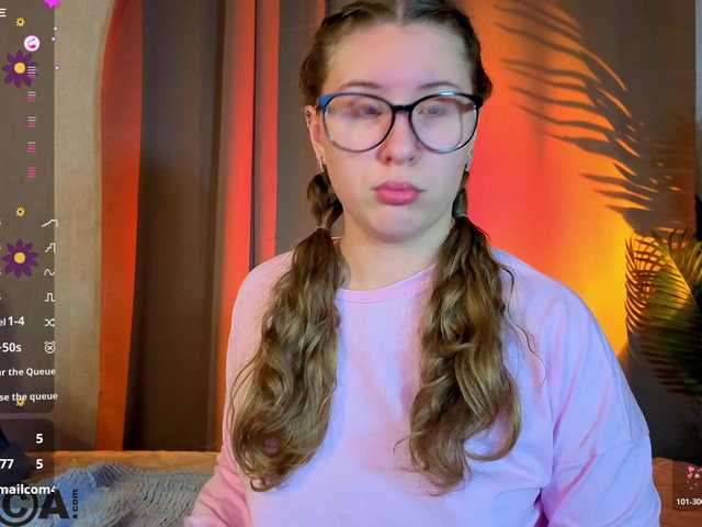 Elsiee-Cuttiess's BongaCams show and profile