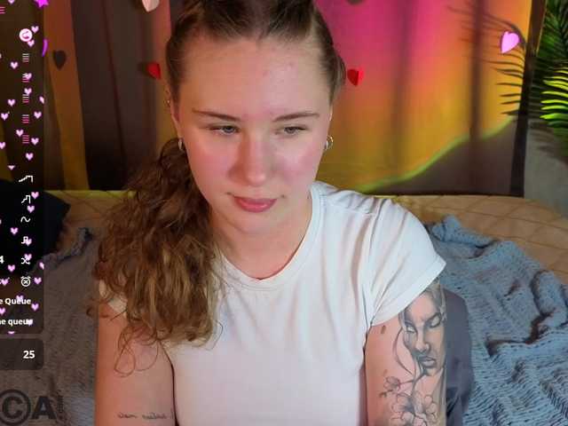 Elsiee-Cuttiess's BongaCams show and profile