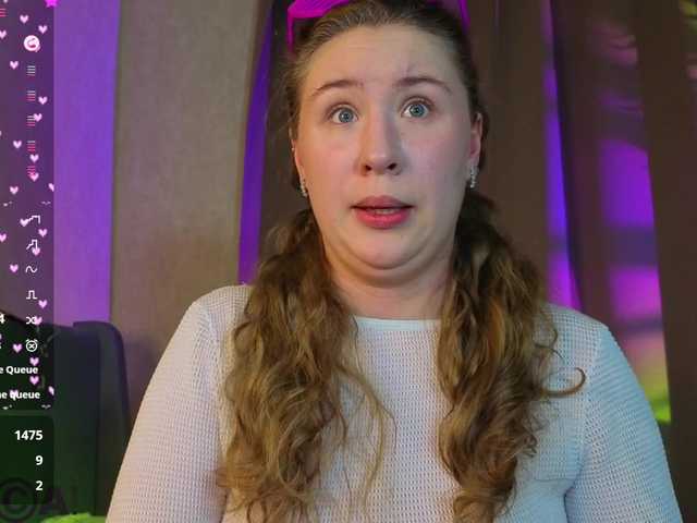 Elsiee-Cuttiess's BongaCams show and profile