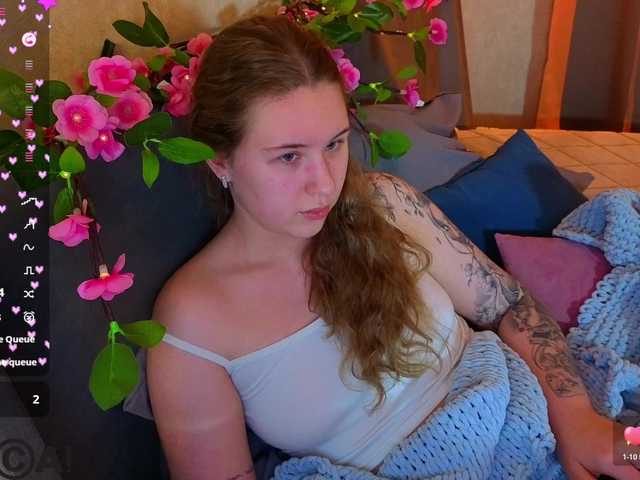 Elsiee-Cuttiess's BongaCams show and profile