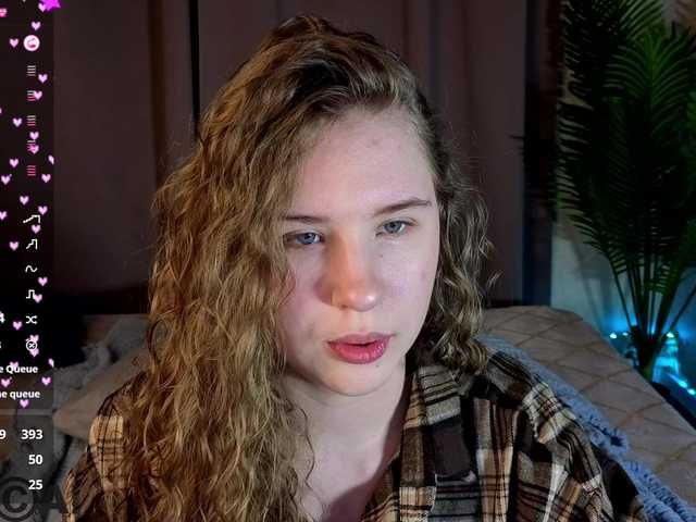 Elsiee-Cuttiess's BongaCams show and profile