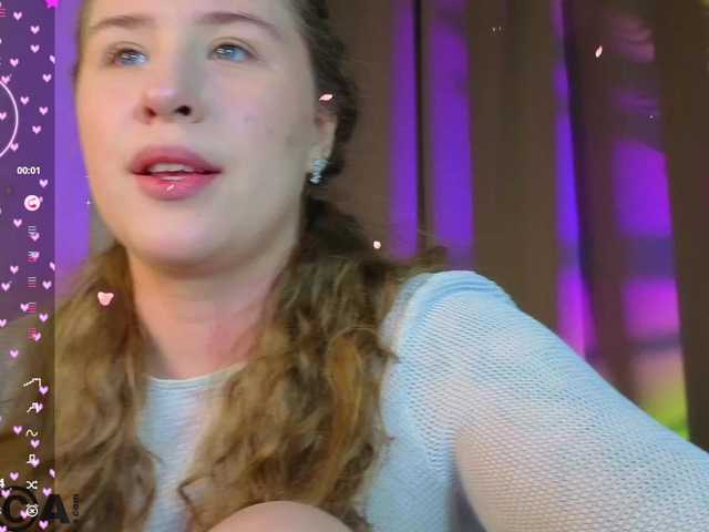 Elsiee-Cuttiess's BongaCams show and profile