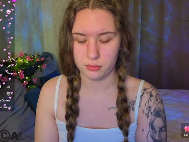 Elsiee-Cuttiess's BongaCams show and profile