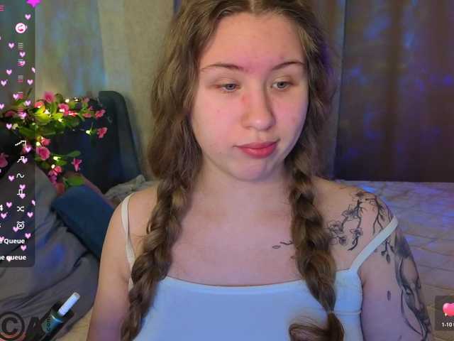 Elsiee-Cuttiess's BongaCams show and profile