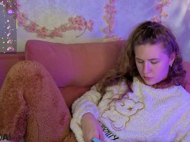  Elsiee-Cuttiess chat room