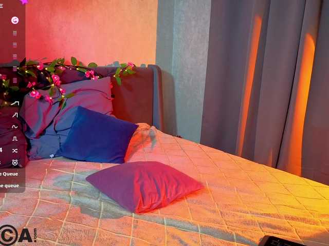 Elsiee-Cuttiess's BongaCams show and profile