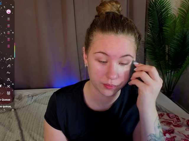 Elsiee-Cuttiess live cam