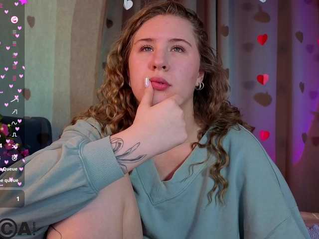 Elsiee-Cuttiess's BongaCams show and profile