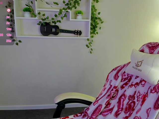  Elsiee-Cuttiess chat room