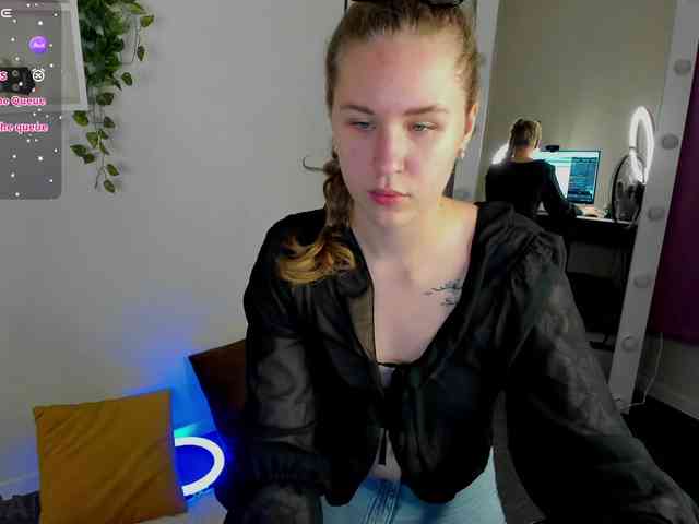 Elsiee-Cuttiess Elsiee-Cuttiess