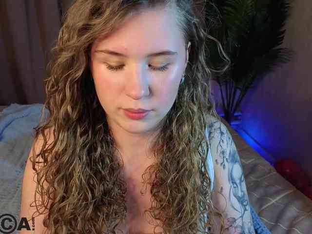 Elsiee-Cuttiess webcam