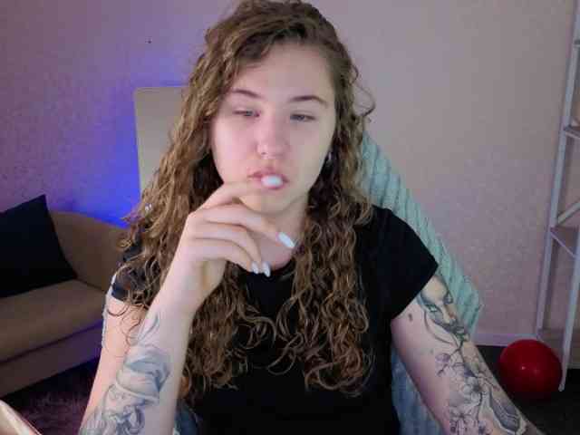 Elsiee-Cuttiess webcam