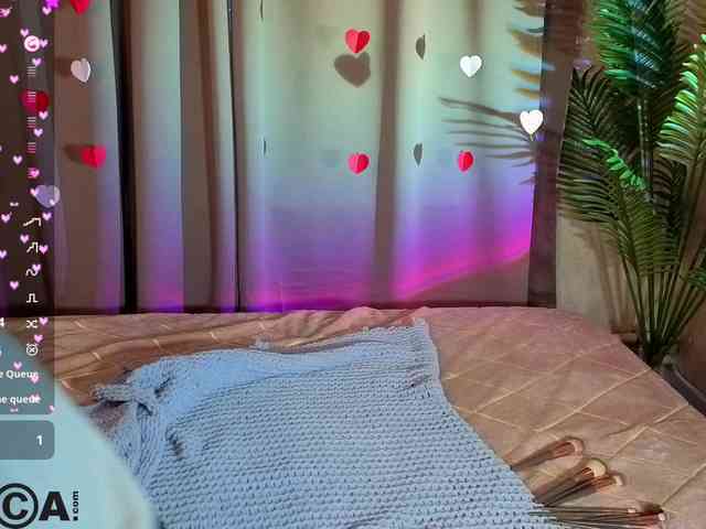 Elsiee-Cuttiess Live Webcam on BongaCams