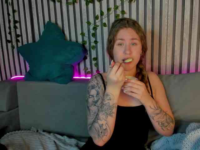 Elsiee-Cuttiess Elsiee-Cuttiess