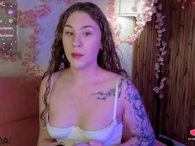 Elsiee-Cuttiess Live Webcam on BongaCams
