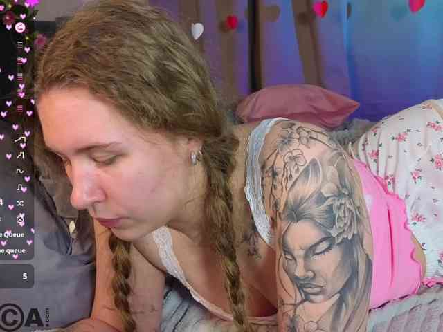 Elsiee-Cuttiess webcam