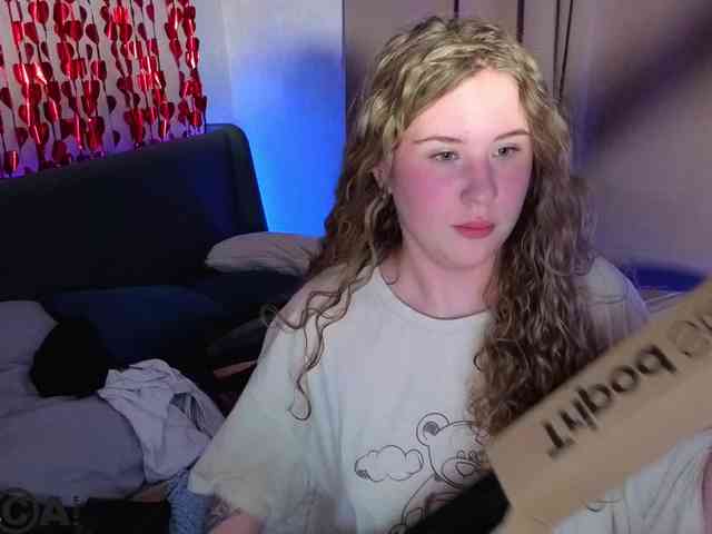 Elsiee-Cuttiess webcam