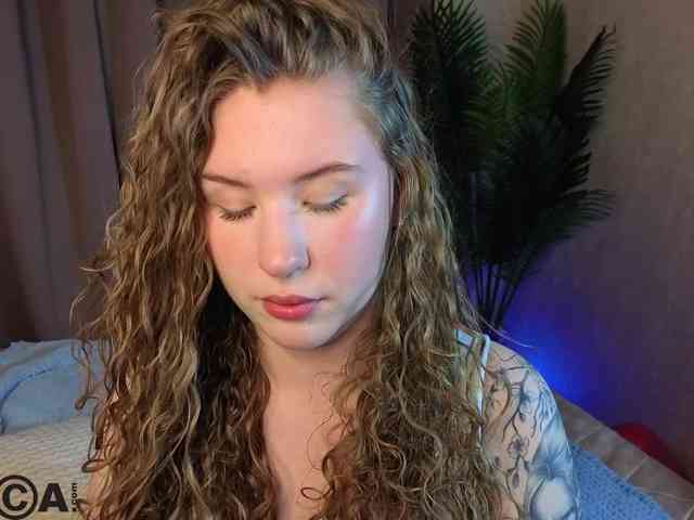 Elsiee-Cuttiess webcam