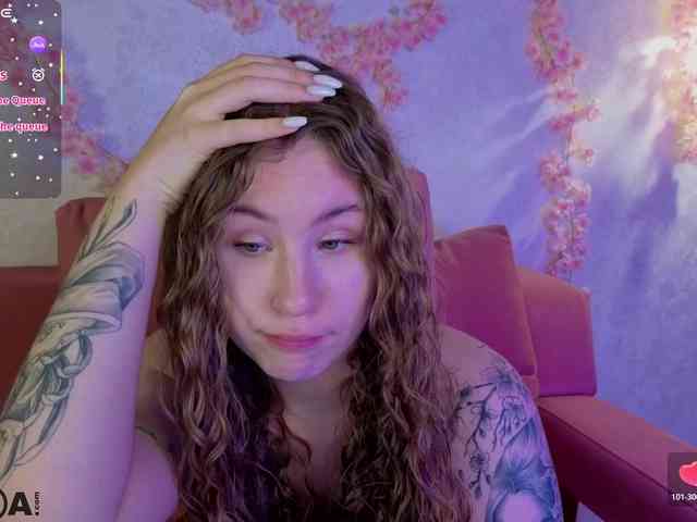 Elsiee-Cuttiess Live Webcam on BongaCams