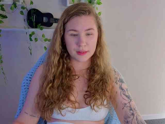 Elsiee-Cuttiess Elsiee-Cuttiess