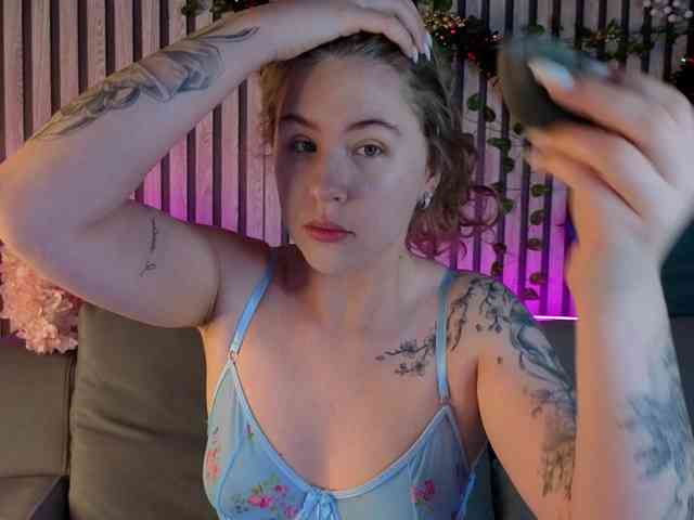 Elsiee-Cuttiess webcam