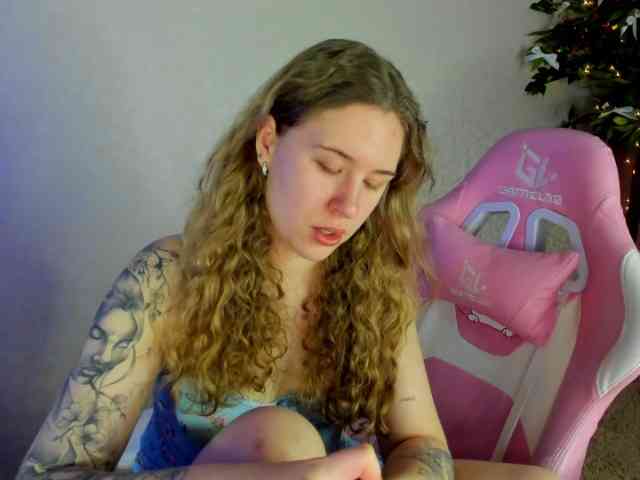 Elsiee-Cuttiess Elsiee-Cuttiess