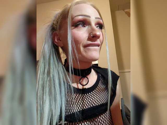 TinyTemptressChanel Live Cam on BongaCams