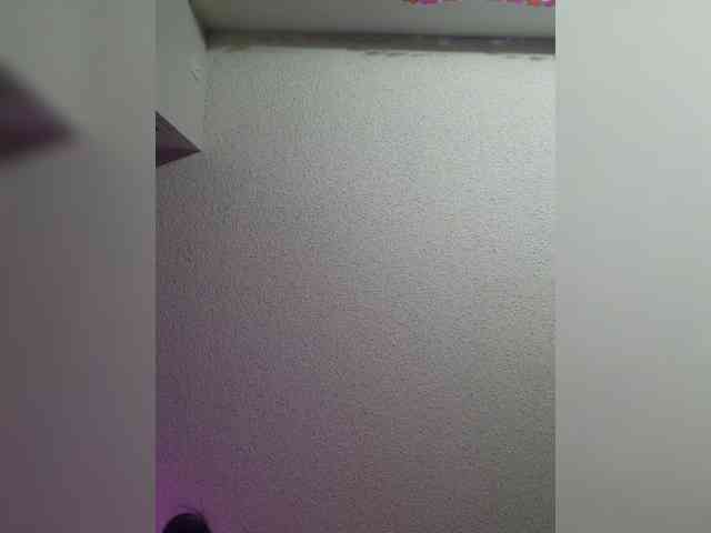 TinyTemptressChanel webcam