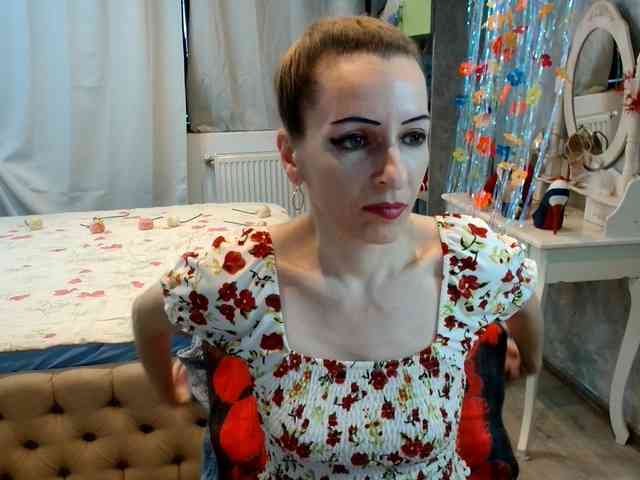 AnneDevrim AnneDevrim