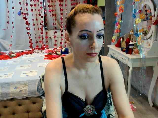 AnneDevrim AnneDevrim