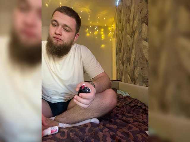 WildLoversOne's BongaCams show and profile