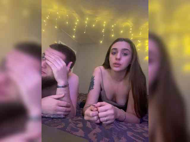 WildLoversOne Live Webcam on {site_name}