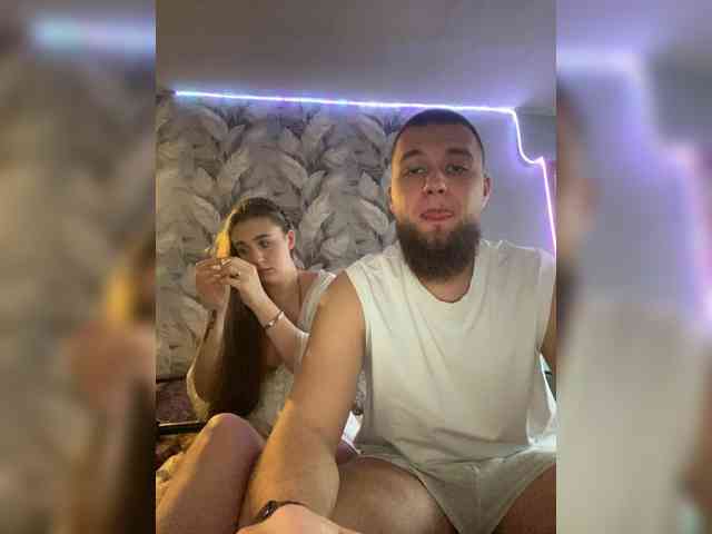 WildLoversOne Live Webcam on {site_name}